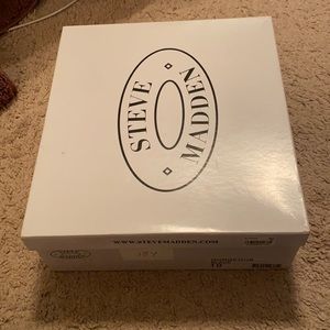 Sz 10 Steve Madden gorgeous boots NIB